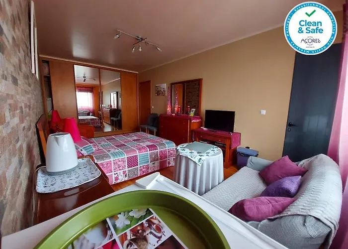 Nelocas House
